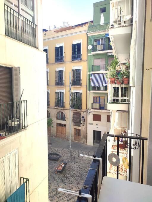 Charming & Spacious Apartment In Historic Centre & Short Walk To Beach Alicante Luaran gambar