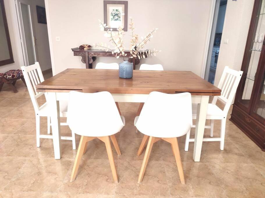 Charming & Spacious Apartment In Historic Centre & Short Walk To Beach Alicante Luaran gambar