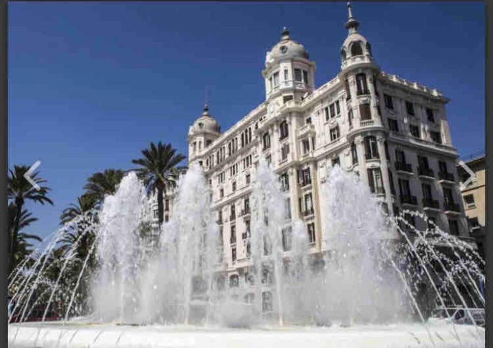 Charming & Spacious Apartment In Historic Centre & Short Walk To Beach Alicante Luaran gambar