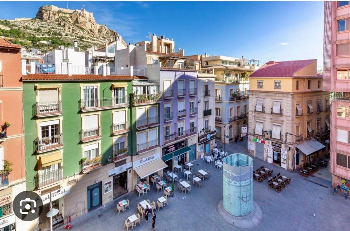 Charming & Spacious Apartment In Historic Centre & Short Walk To Beach Alicante Luaran gambar