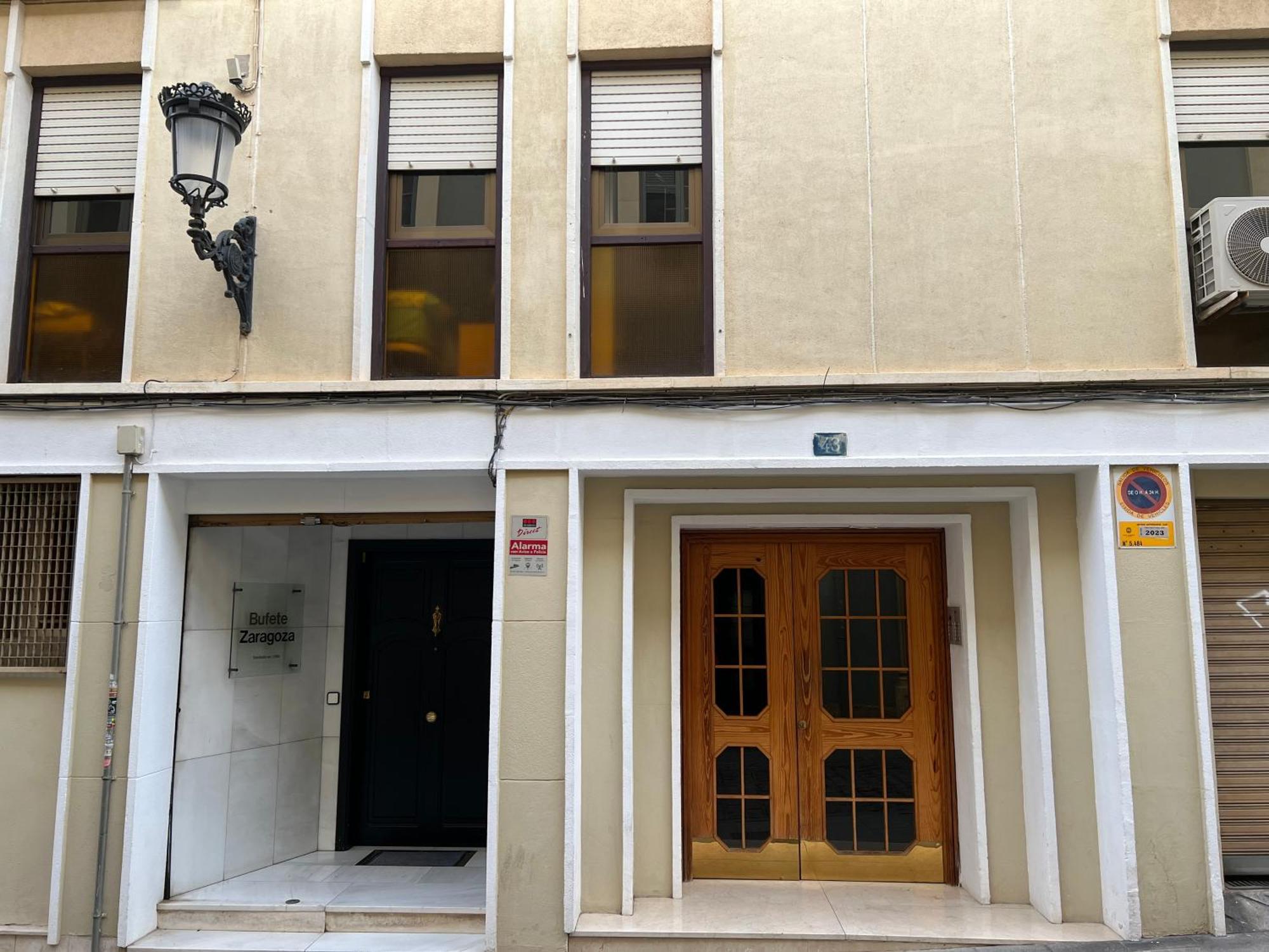 Charming & Spacious Apartment In Historic Centre & Short Walk To Beach Alicante Luaran gambar